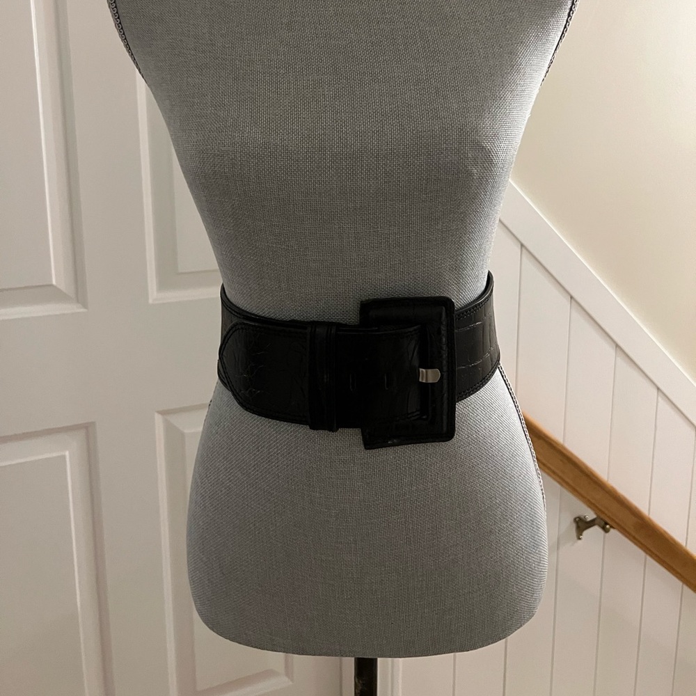 Vintage Tuareg Benetton Leather Cinch Belt